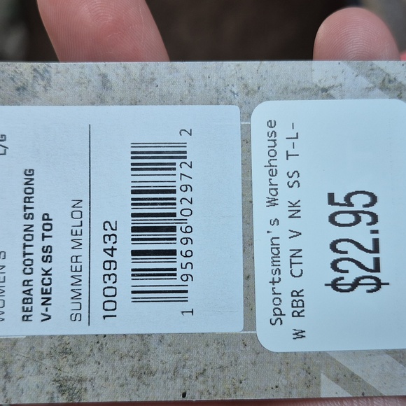 Ariat Rebar Vneck - Picture 3 of 3